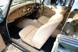Image 41/50 of Jaguar XK 150 FHC (1960)