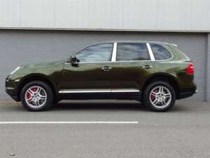 Image 5/99 of Porsche Cayenne Turbo (2007)