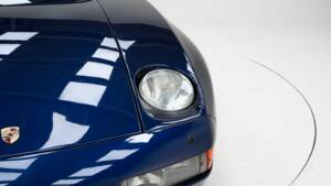 Image 11/15 of Porsche 928 S4 (1990)