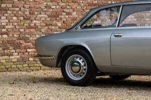 Afbeelding 38/50 van Alfa Romeo 1750 GT Veloce (1969)