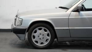 Bild 18/32 von Mercedes-Benz 190 E 1.8 (1991)