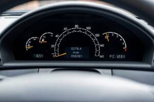 Image 11/36 of Mercedes-Benz CL 500 (2004)