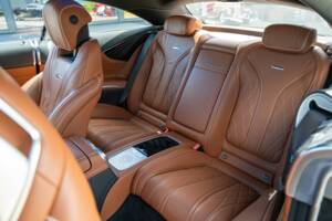 Afbeelding 23/25 van Mercedes-Benz S 65 AMG Coupé (2015)