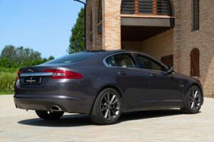 Immagine 7/50 di Jaguar XF 3.0 D-S (2008)