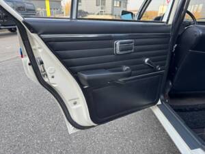 Bild 51/59 von BMW 518 (1980)