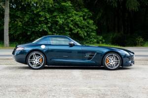 Afbeelding 9/38 van Mercedes-Benz SLS AMG (2010)