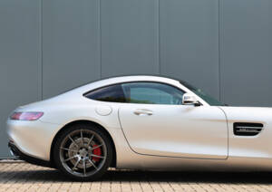 Image 3/56 of Mercedes-AMG GT-S (2017)