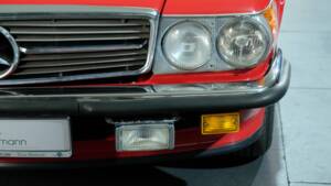 Image 28/42 de Mercedes-Benz 560 SL (1988)