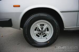 Bild 17/66 von FIAT 130 Coupé (1972)