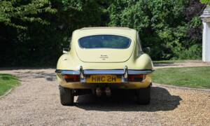 Image 7/39 of Jaguar E-Type (2+2) (1970)