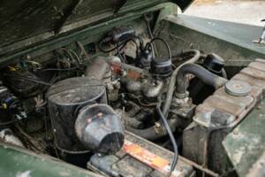 Image 22/40 of Land Rover 107 (1954)
