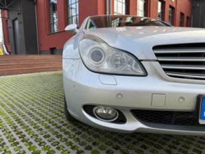 Bild 5/51 von Mercedes-Benz CLS 350 (2005)
