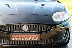 Image 6/50 of Jaguar XKR (2010)