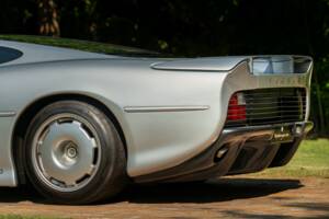 Imagen 25/50 de Jaguar XJ 220 (1993)