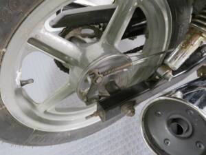 Immagine 33/40 di Honda CB 250 (1997)