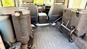 Bild 14/18 von Land Rover Defender 90 TD4 (2007)
