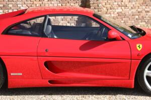 Bild 29/50 von Ferrari F 355 Berlinetta (1996)