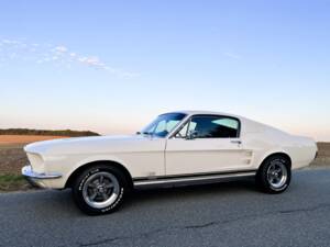 Image 16/45 of Ford Mustang 289 (1967)