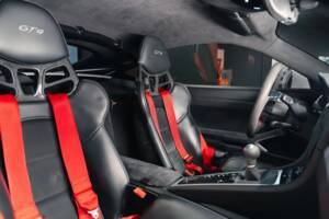 Afbeelding 29/36 van Porsche Cayman GT4 (2016)
