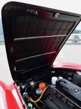 Image 37/50 of Ferrari 275 GTS (1965)