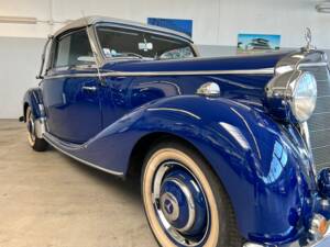 Imagen 27/75 de Mercedes-Benz 170 S Cabriolet A (1951)