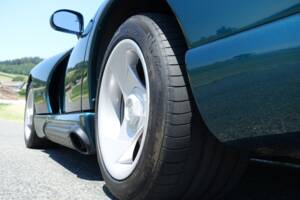 Image 35/35 of Dodge Viper RT/10 (1994)