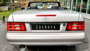 Image 5/14 of Mercedes-Benz SL 320 (1999)