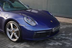 Bild 25/50 von Porsche 911 Carrera 4 GTS (2022)