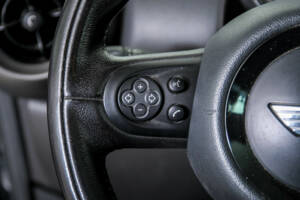 Image 19/50 of Mini One Countryman (2011)