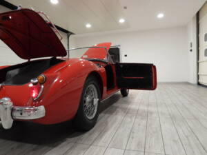 Image 39/51 of MG MGA 1600 (1960)