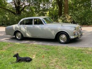 Image 50/50 de Bentley S 3 Continental Flying Spur (1963)