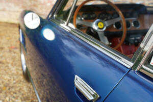 Immagine 35/50 di Ferrari 330 GT (1966)