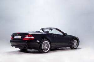 Image 15/36 of Mercedes-Benz SL 500 (2006)