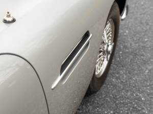 Bild 22/39 von Aston Martin DB 5 Vantage (1964)