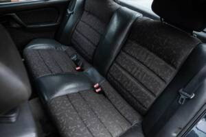 Afbeelding 25/38 van Opel Omega 3,0i 24V (1992)