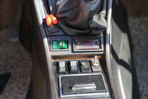Image 21/87 of Alfa Romeo Spider Veloce (1984)