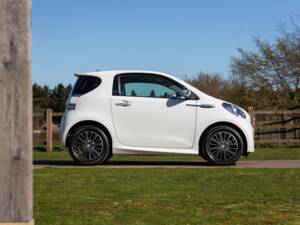 Bild 48/95 von Aston Martin Cygnet (2012)
