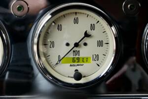 Image 18/50 of Plymouth Special Deluxe (1950)