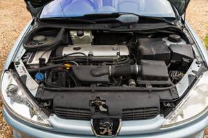 Immagine 31/40 di Peugeot 206 CC 1.6 16V (2003)