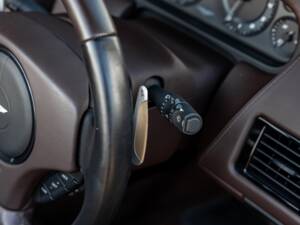 Bild 50/79 von Aston Martin DB 9 GT Volante (2017)