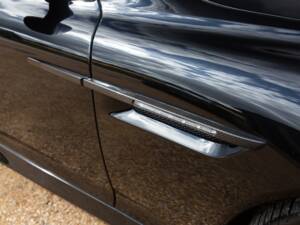 Image 35/94 of Aston Martin DB 9 (2014)