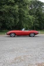 Image 25/41 de Jaguar E-Type 3.8 (1964)