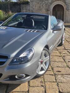 Imagen 12/34 de Mercedes-Benz SL 350 (2010)