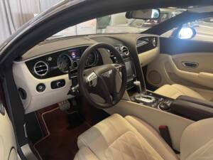 Image 12/20 of Bentley Continental GT V8 (2012)