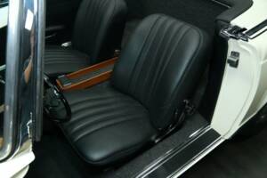 Bild 12/50 von Mercedes-Benz 230 SL (1967)