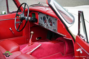 Imagen 11/51 de Jaguar XK 150 DHC (1959)