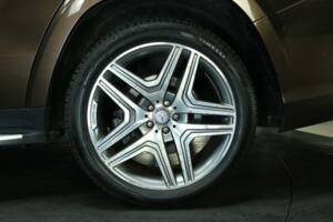 Bild 45/50 von Mercedes-Benz GL 350 BlueTEC 4MATIC (2016)