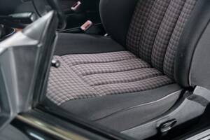 Bild 43/50 von Mercedes-Benz 300 CE (1991)