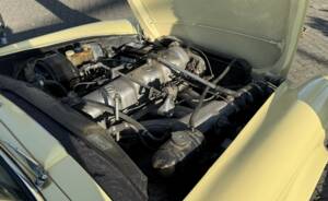 Image 27/31 de Mercedes-Benz 250 SL (1967)