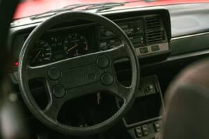 Afbeelding 36/37 van Volkswagen Passat 2.0 (1987)